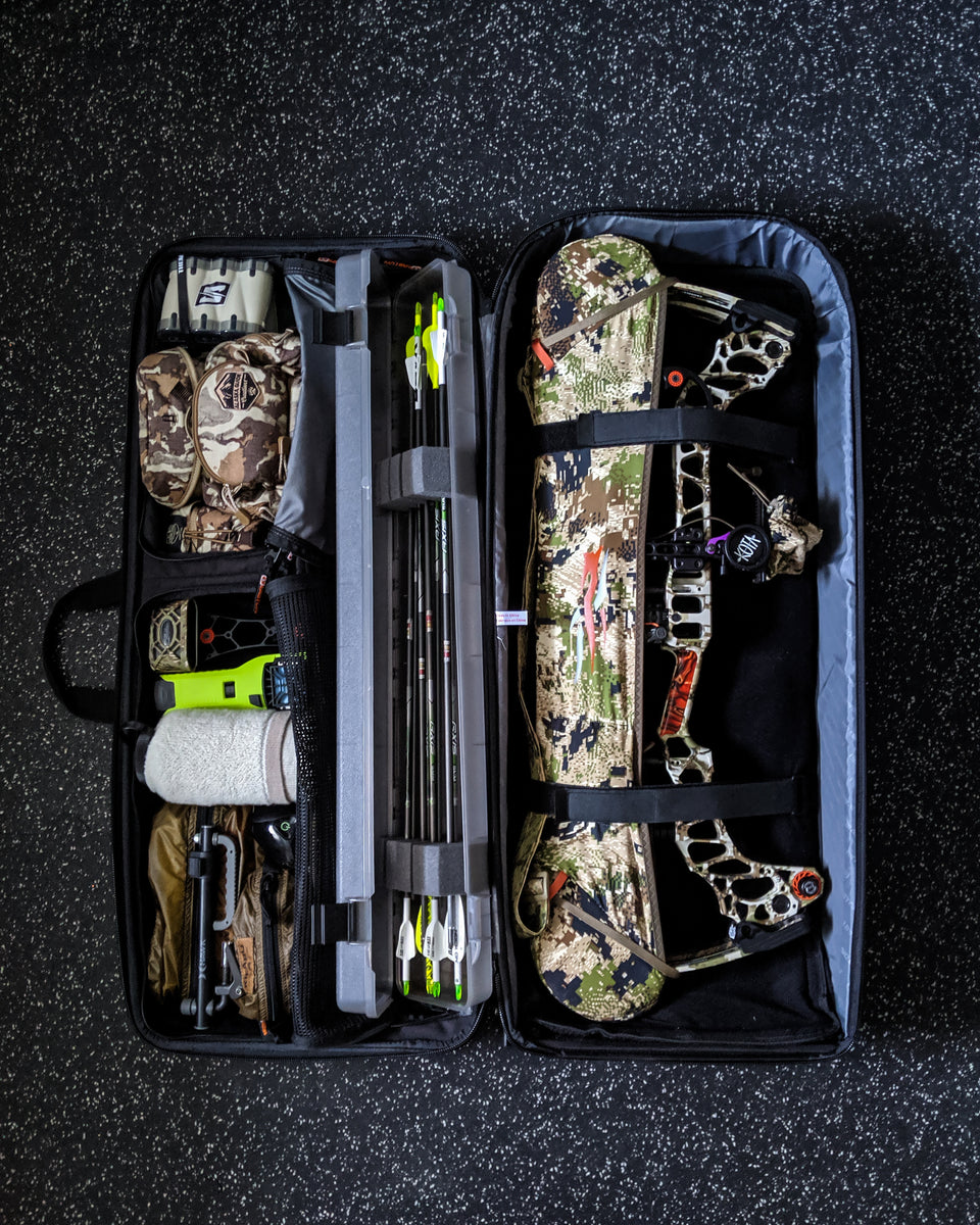 Easton Deluxe Compound/Recurve Roller Bow Case Review – Knights of the Apex